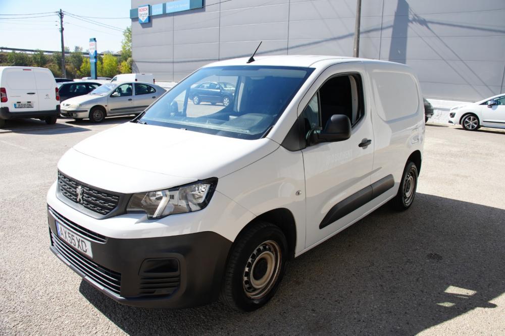 peugeot-partner-2023-diesel-1500cc