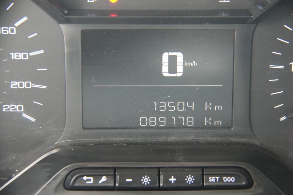 peugeot-partner-2023-diesel-1500cc