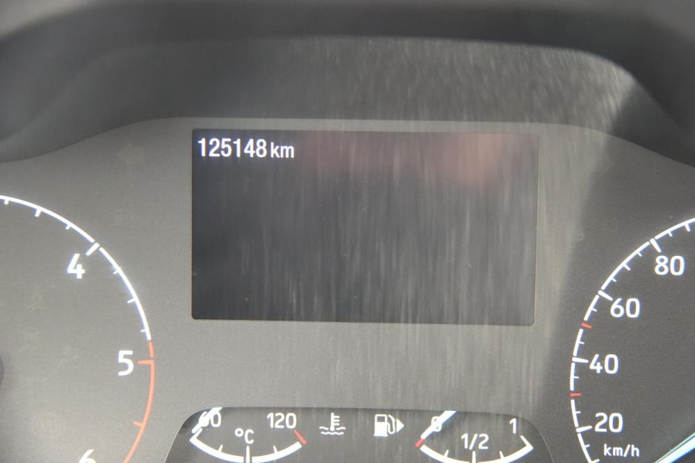 ford-transit-2022-diesel-1500cc