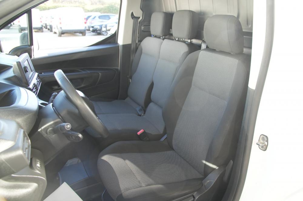 peugeot-partner-2021-diesel-1500cc