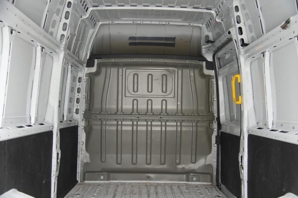 citroen-jumper-2024-diesel-2200cc