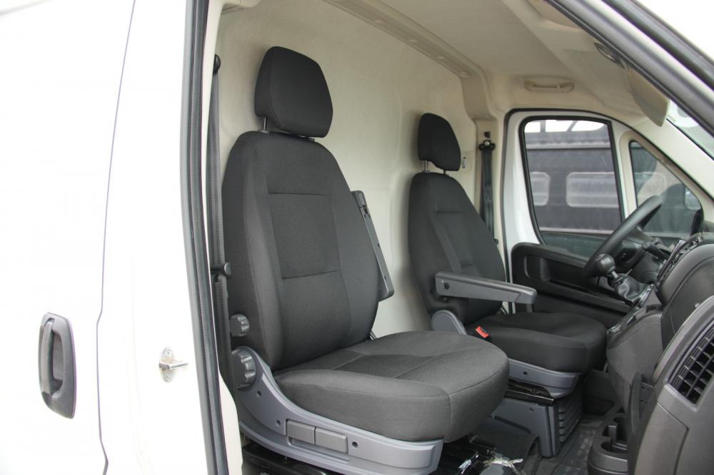 citroen-jumper-2024-diesel-2200cc