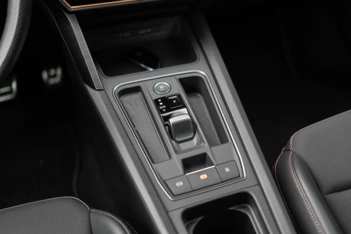 cupra-formentor-2022-hibrido-a-gasolina-1395cc