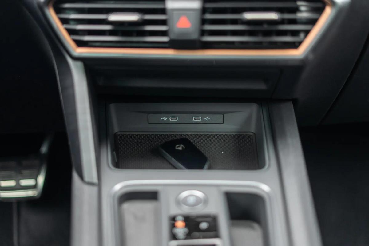 cupra-formentor-2022-hibrido-a-gasolina-1395cc