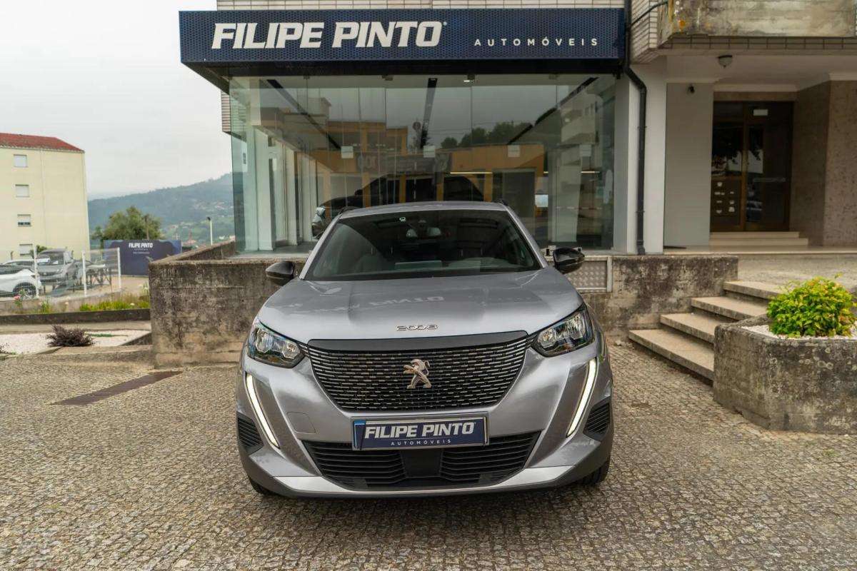 peugeot-2008-2022-gasolina-1199cc