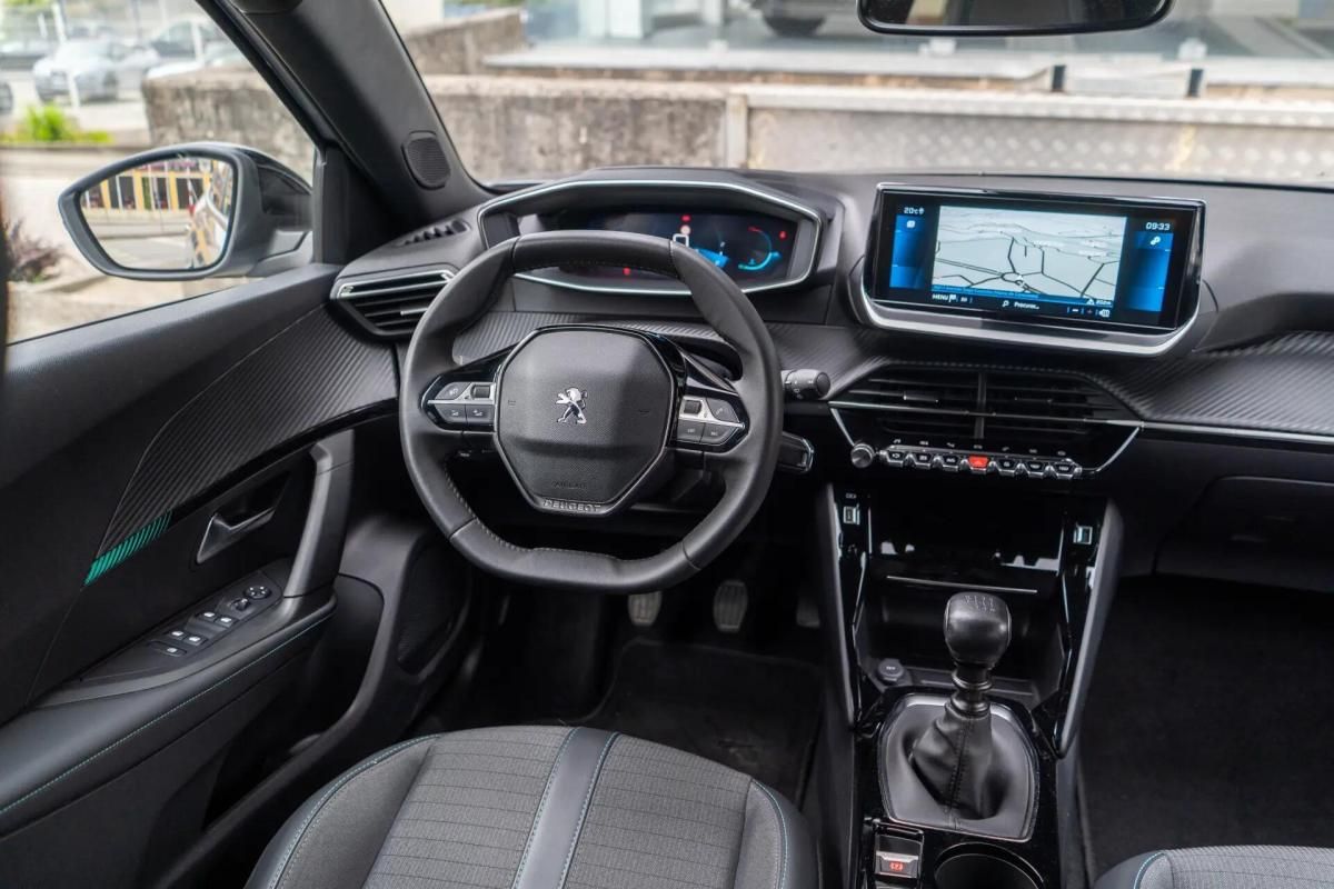 peugeot-2008-2022-gasolina-1199cc