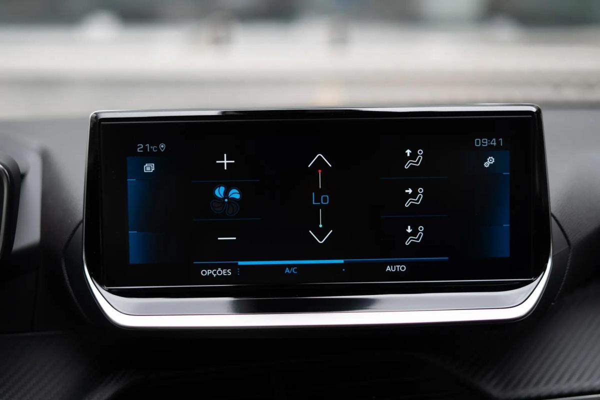 peugeot-2008-2022-gasolina-1199cc