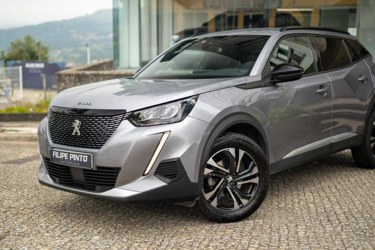 peugeot-2008-2022-gasolina-1199cc