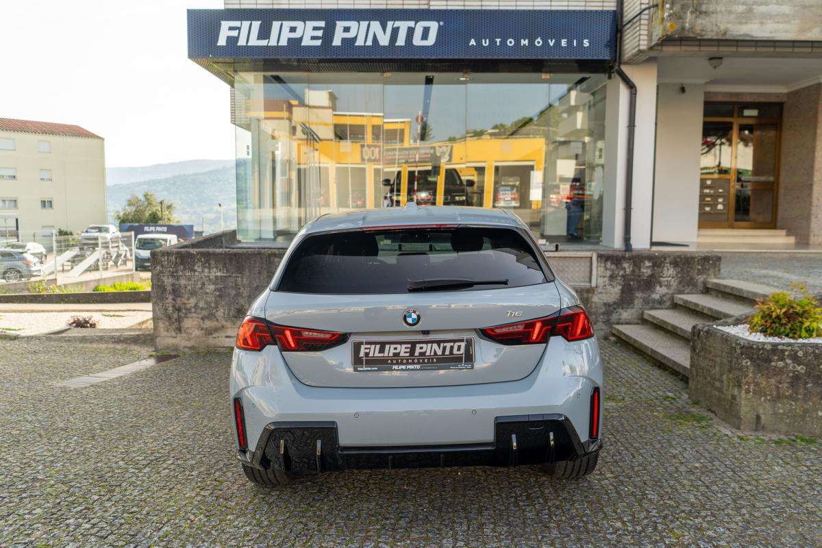 bmw-serie-1-2025-gasolina-1499cc
