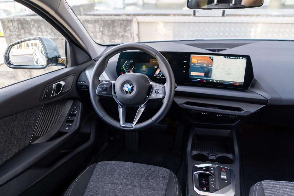 bmw-serie-1-2025-gasolina-1499cc