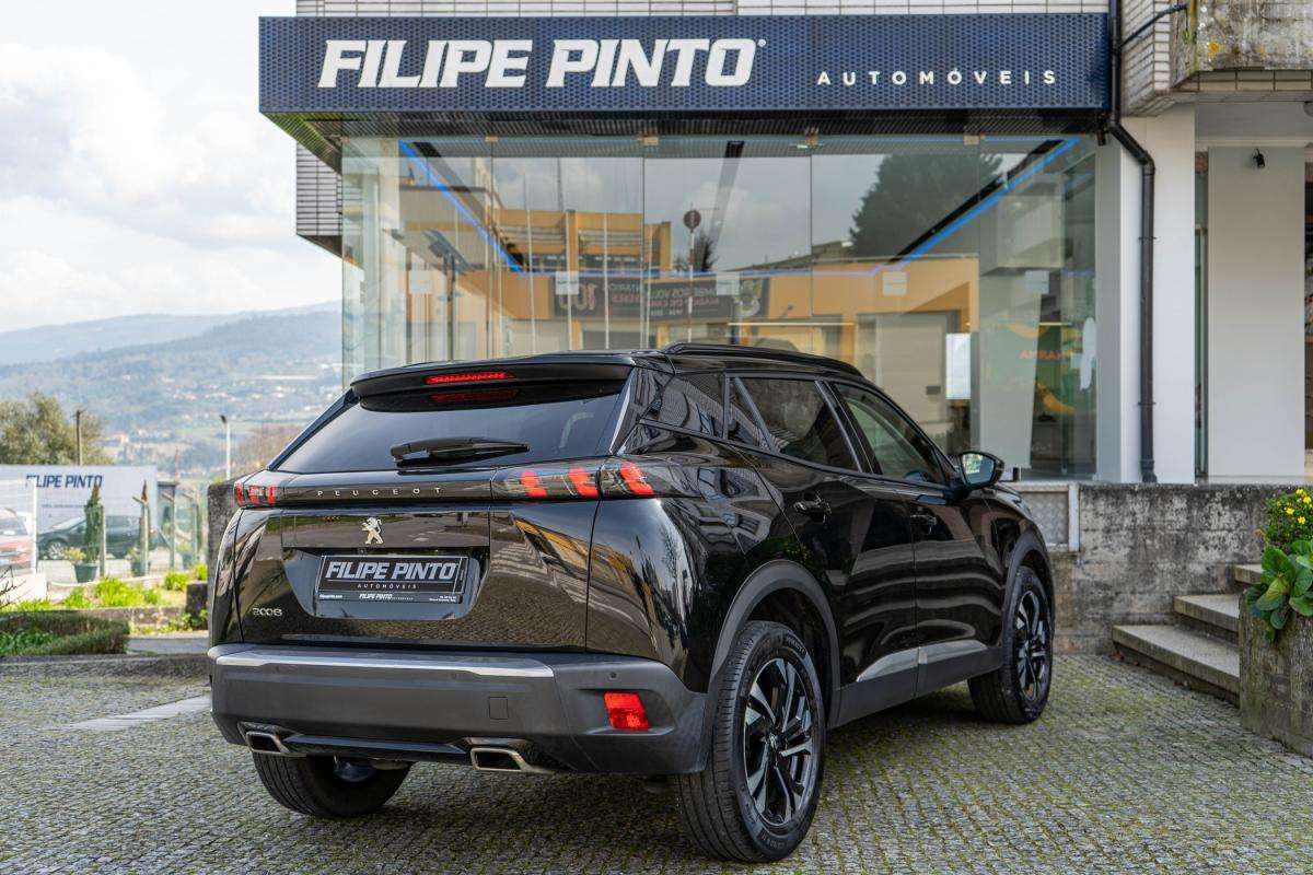 peugeot-2008-2022-gasolina-1199cc
