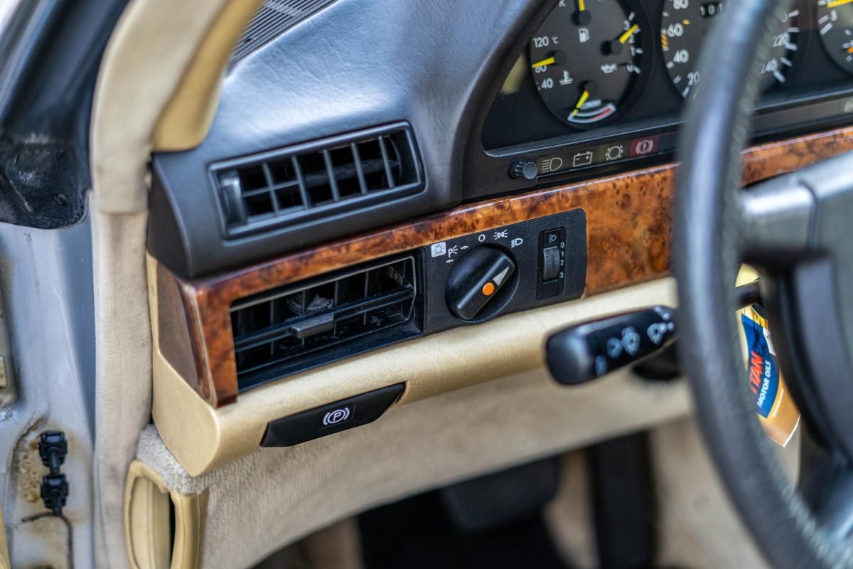 mercedes-benz-500-1982-gasolina-4973cc