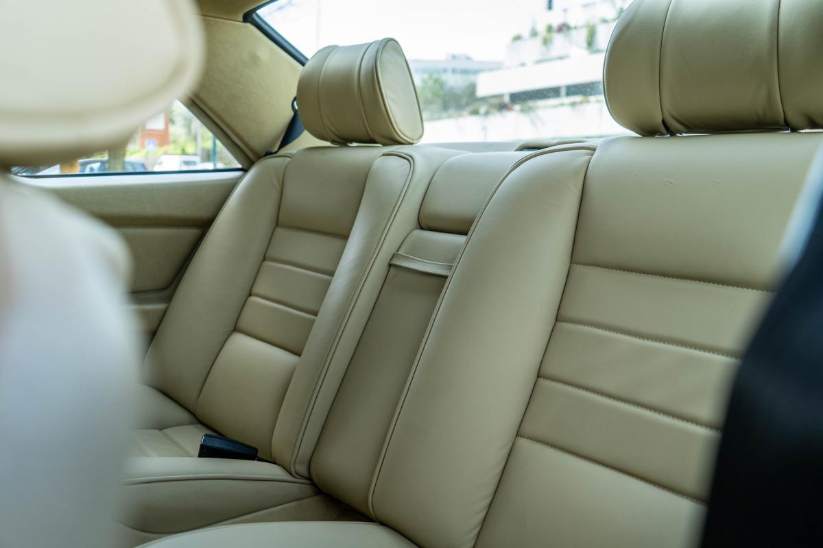 mercedes-benz-500-1982-gasolina-4973cc