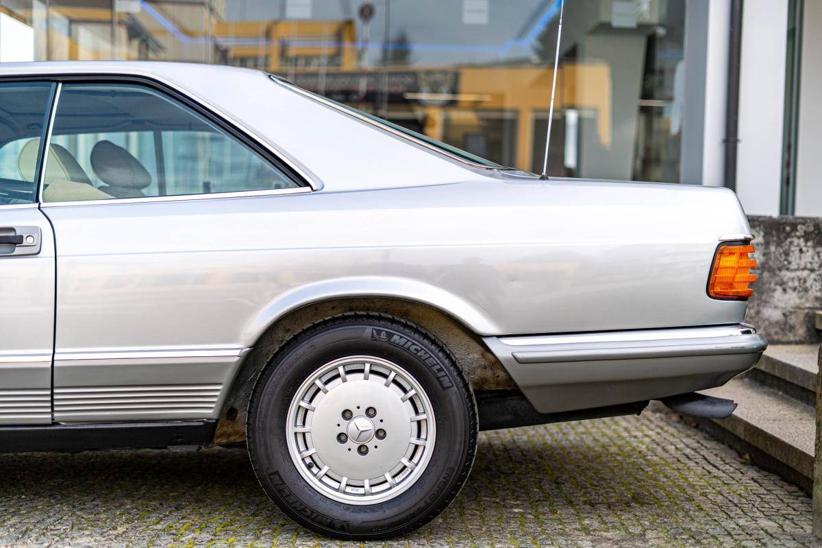 mercedes-benz-500-1982-gasolina-4973cc