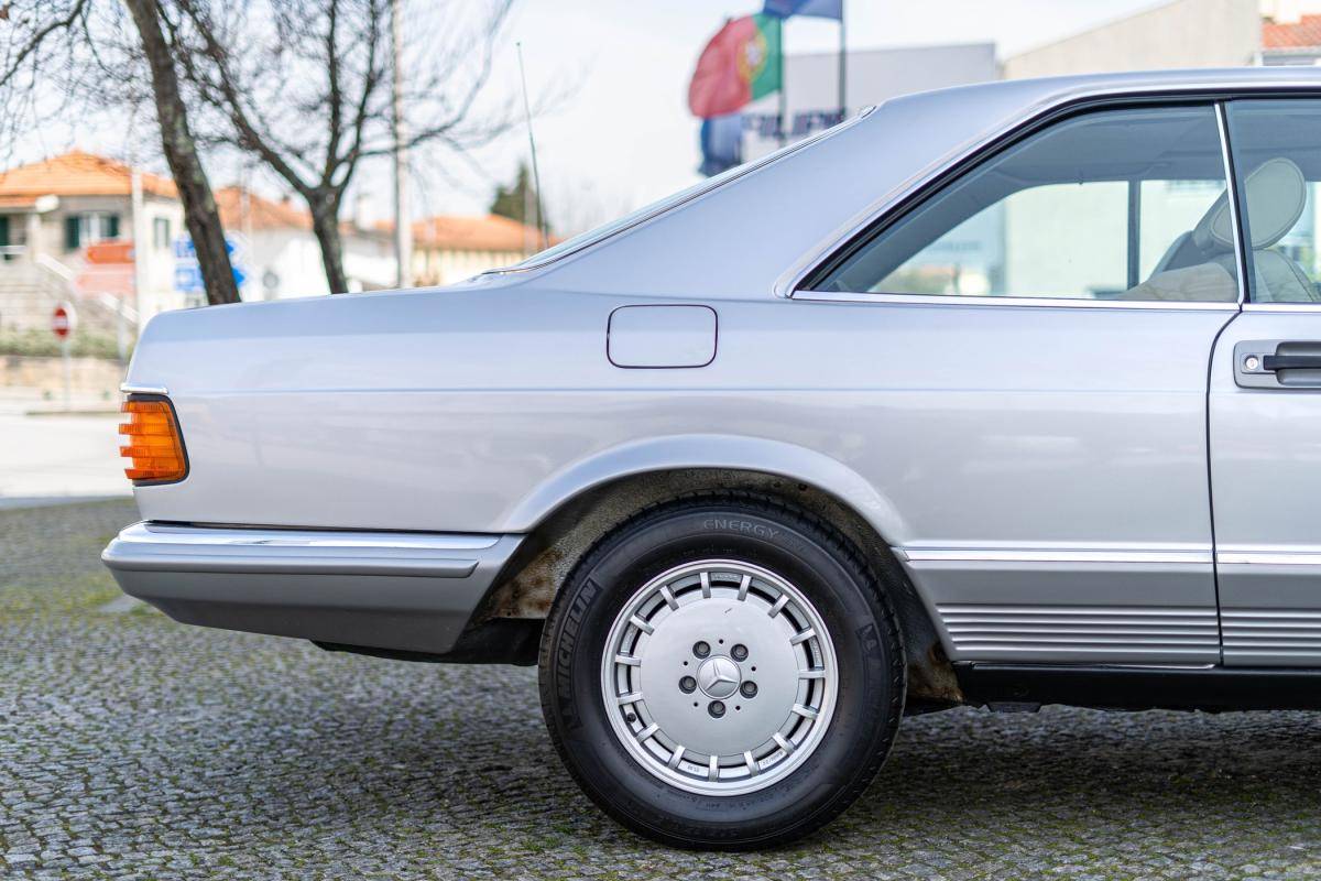 mercedes-benz-500-1982-gasolina-4973cc