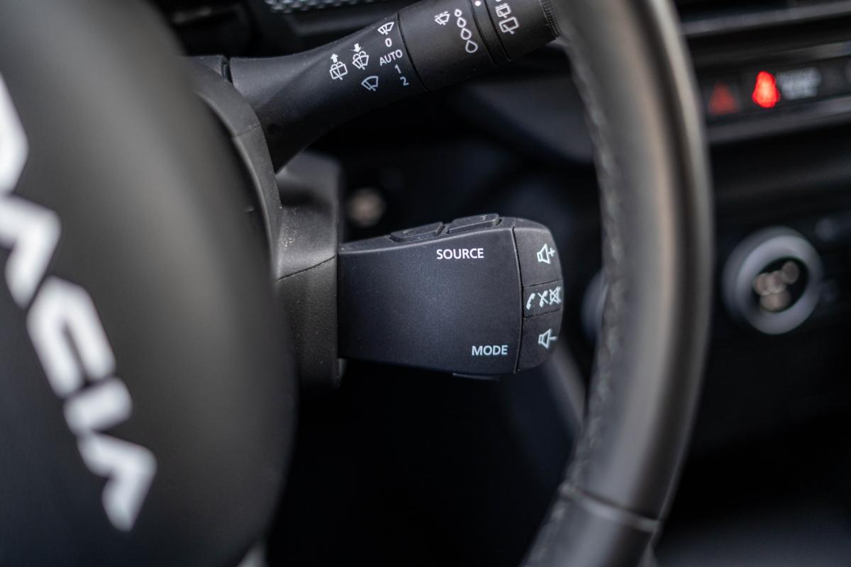 dacia-jogger-2023-gpl-999cc