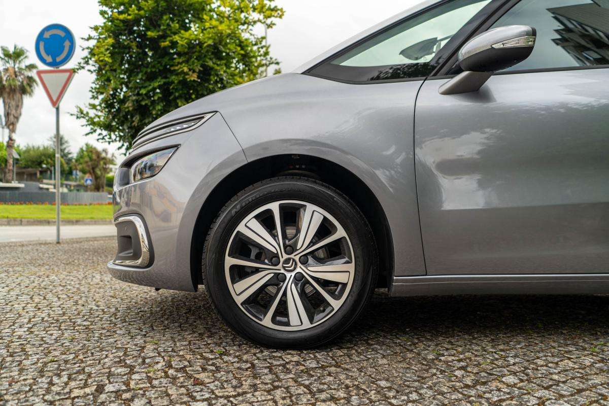 citroen-c4-2018-gasolina-1199cc
