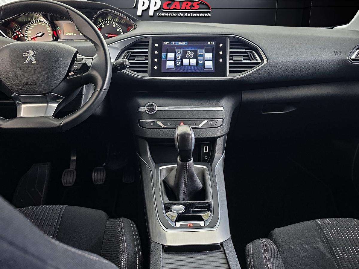 peugeot-308-2017-gasolina-1199cc