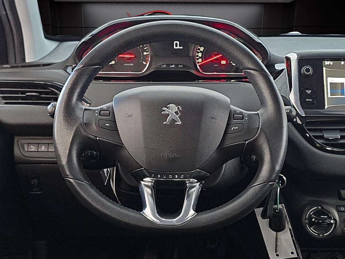 peugeot-208-2014-gasolina-1199cc