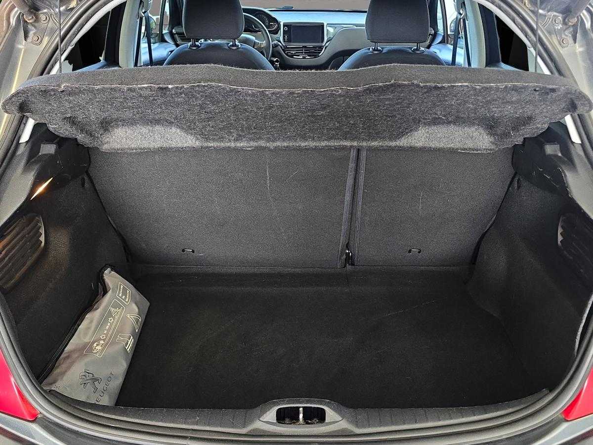 peugeot-208-2014-gasolina-1199cc