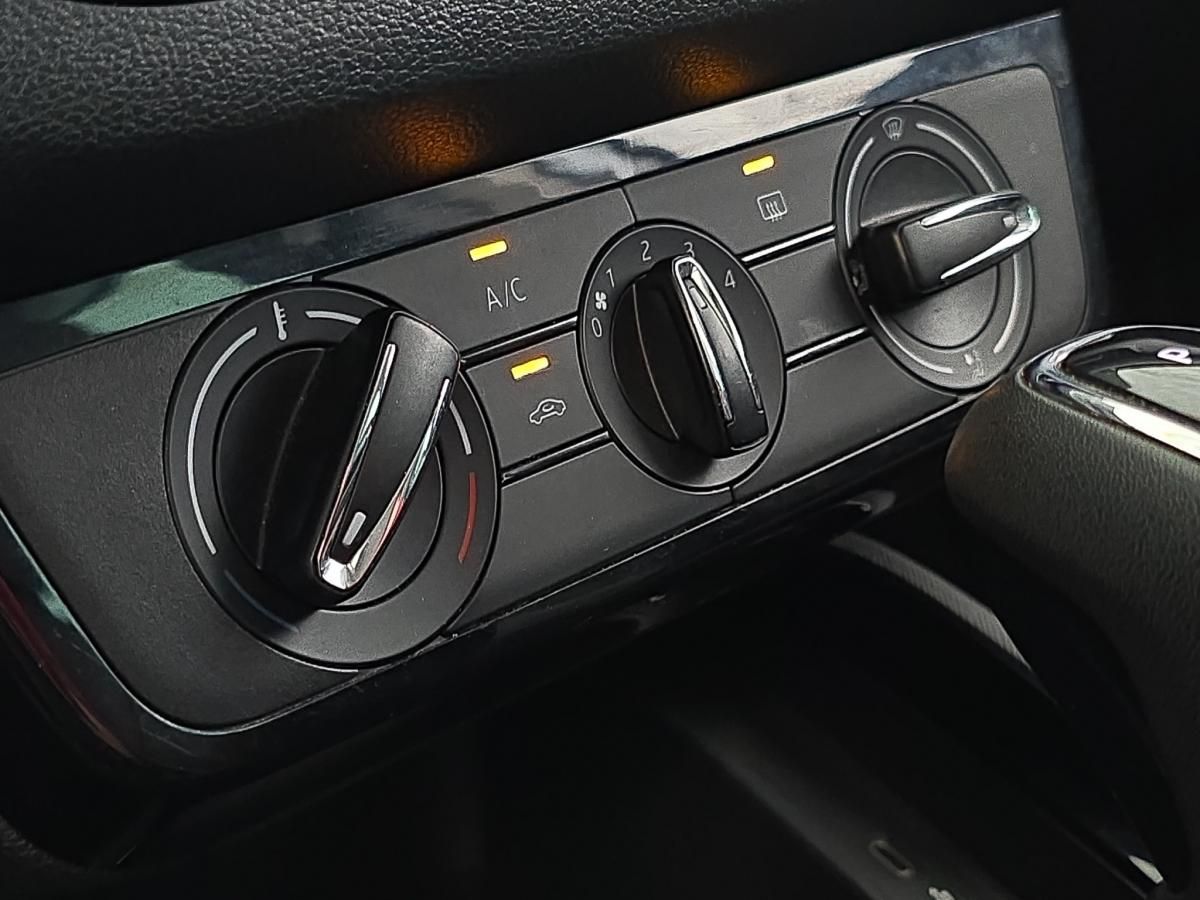 skoda-scala-2024-gasolina-999cc