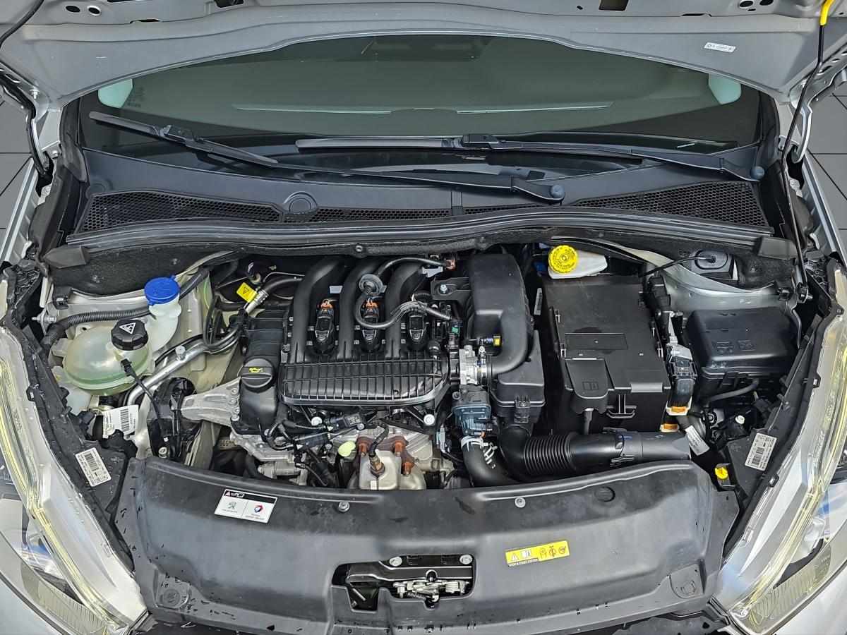 peugeot-208-2018-gasolina-1199cc