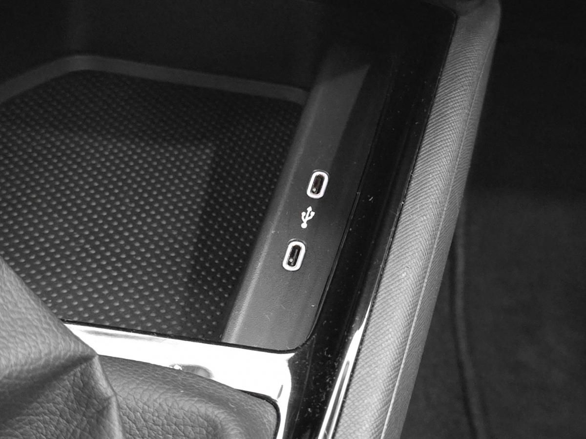 skoda-kamiq-2024-gasolina-999cc