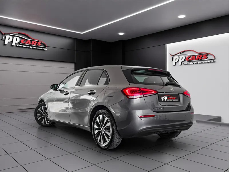 mercedes-benz-classe-a-2021-hibrido-a-gasolina-1332cc