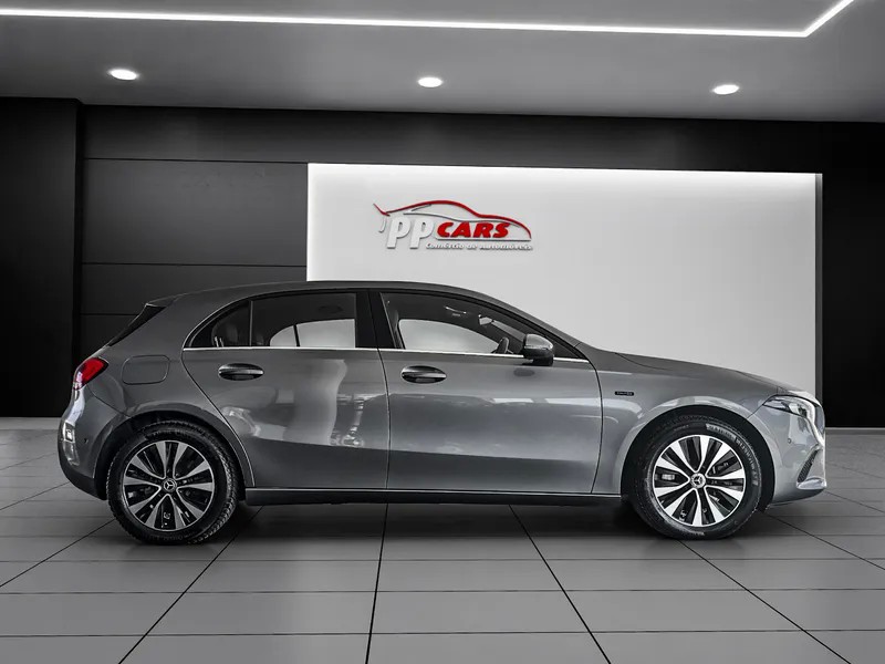 mercedes-benz-classe-a-2021-hibrido-a-gasolina-1332cc