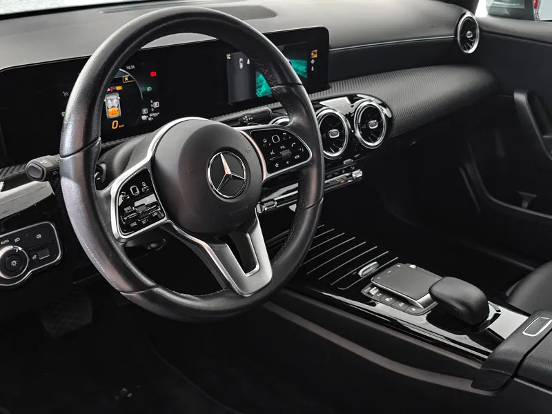 mercedes-benz-classe-a-2021-hibrido-a-gasolina-1332cc