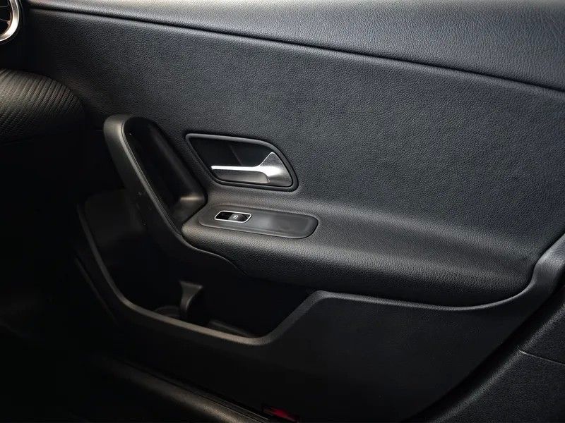 mercedes-benz-classe-a-2021-hibrido-a-gasolina-1332cc