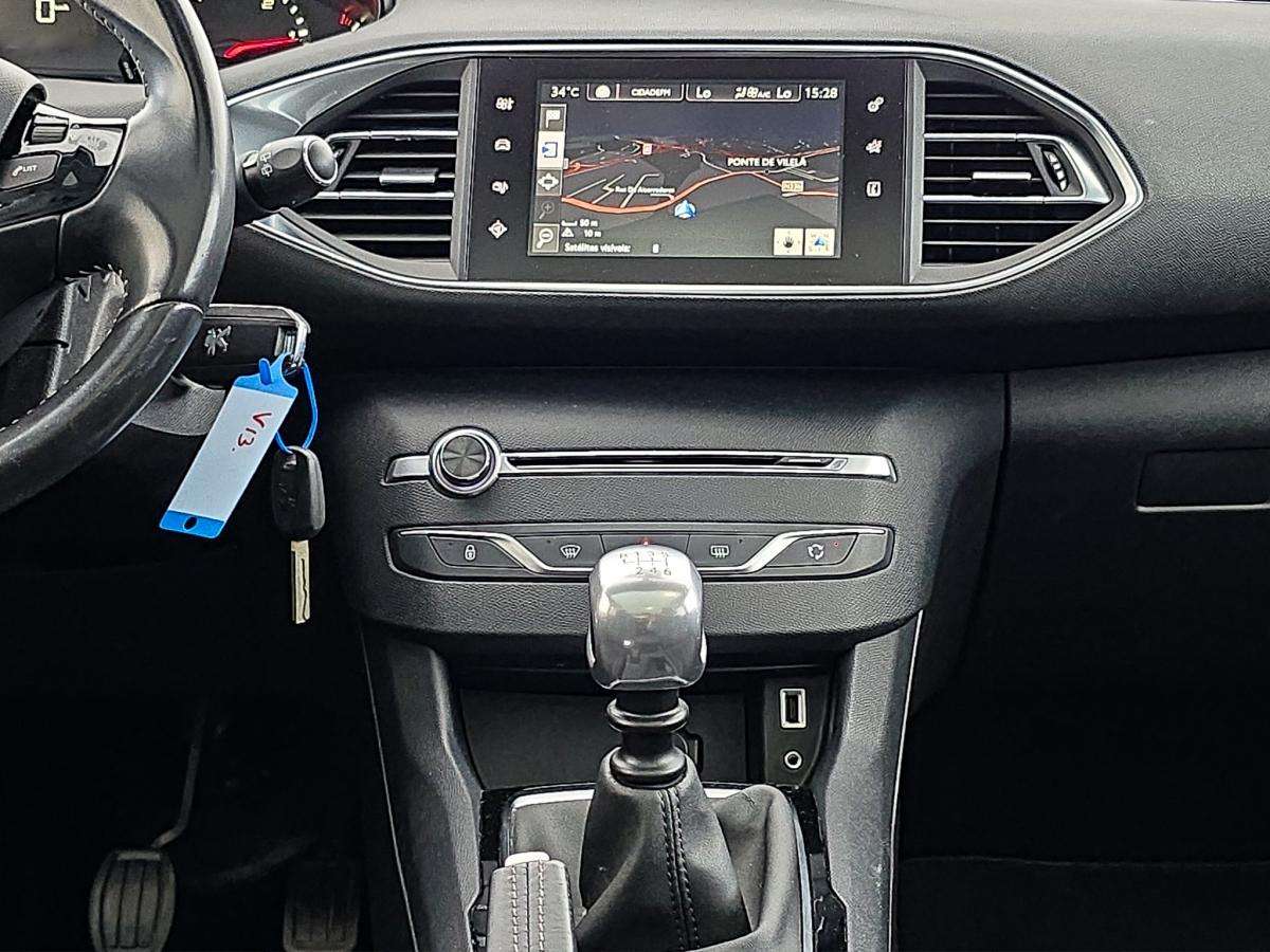 peugeot-308-sw-2015-diesel-1560cc
