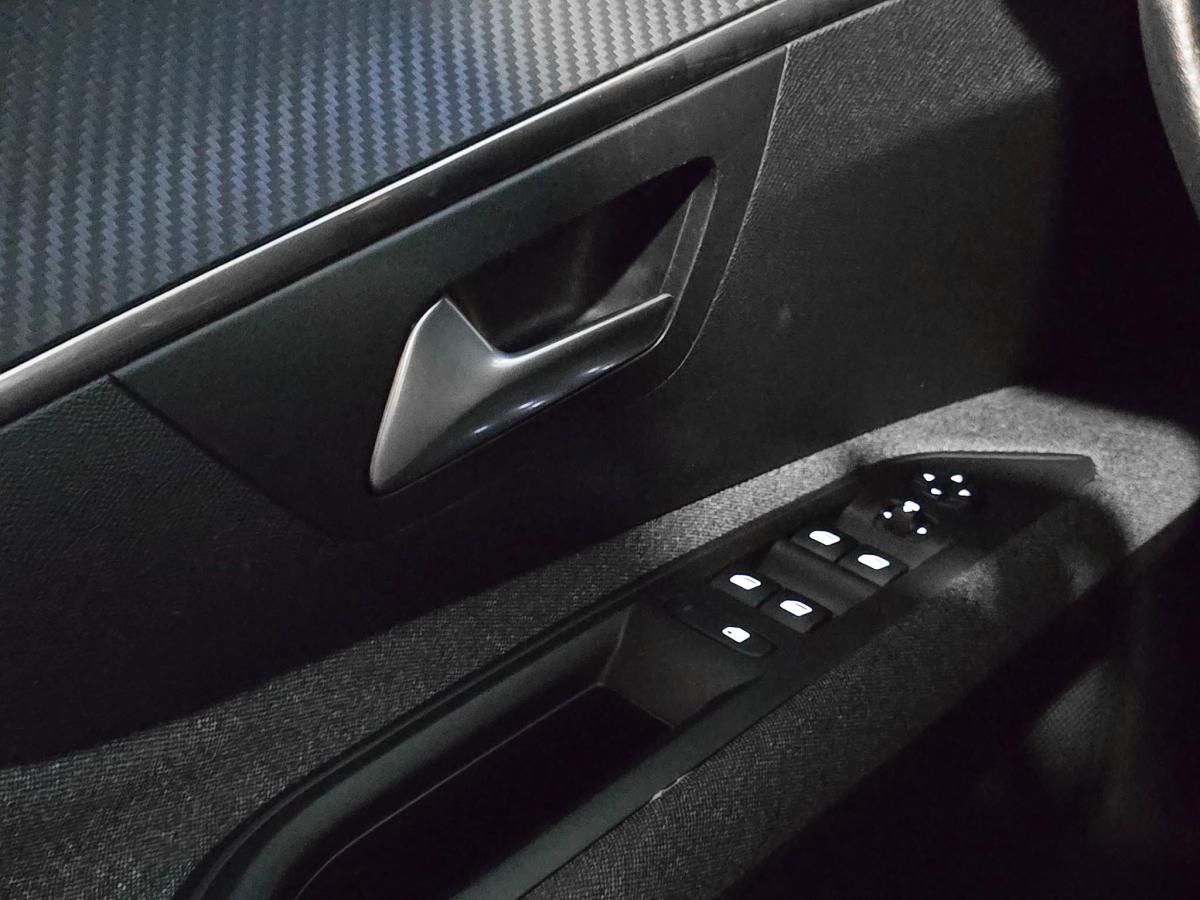 peugeot-3008-2019-diesel-1499cc