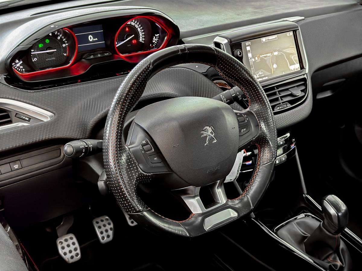 peugeot-2008-2016-gasolina-1199cc
