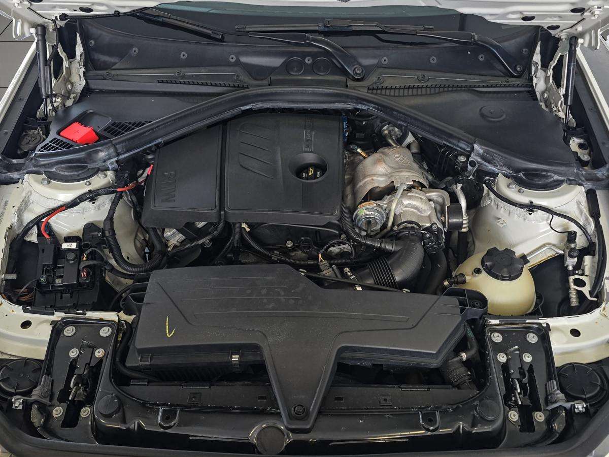 bmw-serie-1-2013-gasolina-1598cc
