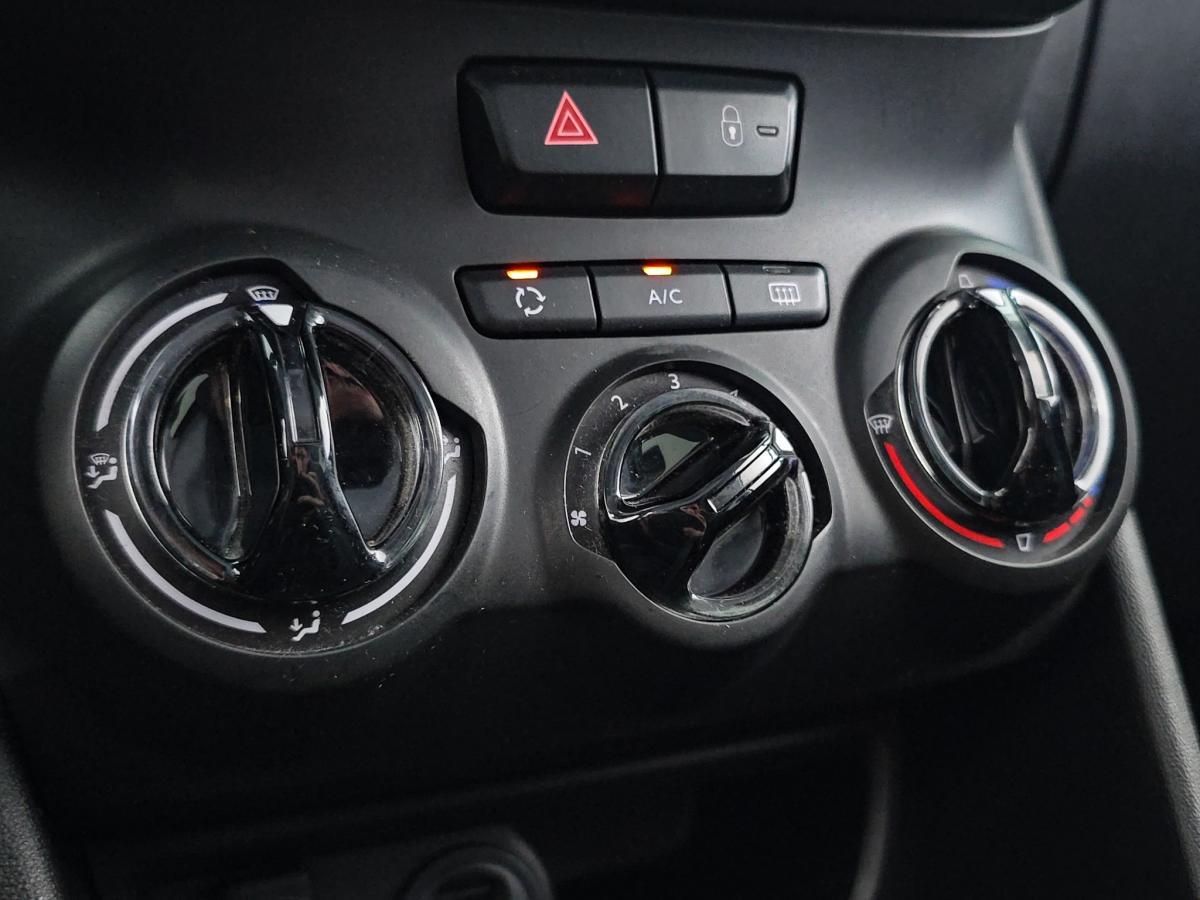 peugeot-208-2016-gasolina-1199cc