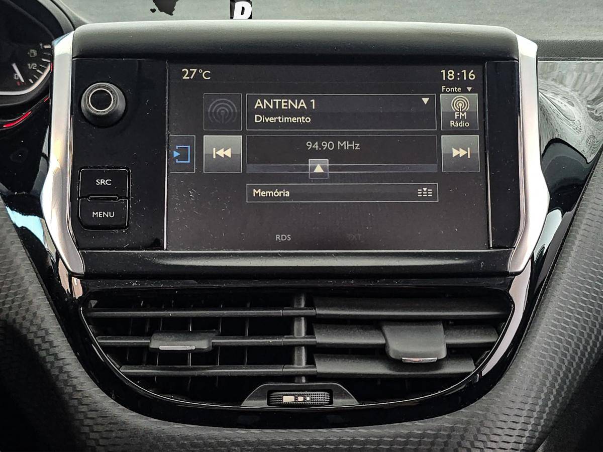 peugeot-208-2016-gasolina-1199cc