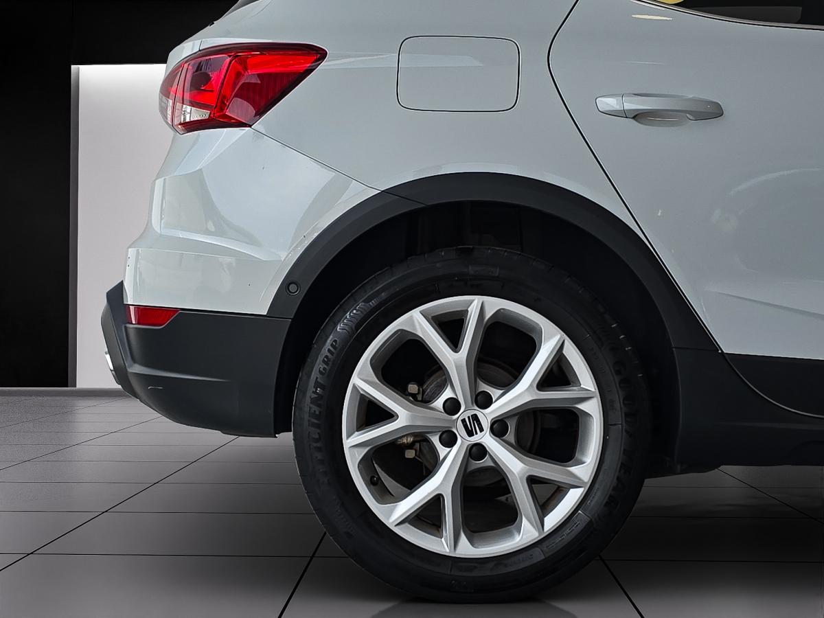 seat-arona-2024-gasolina-999cc