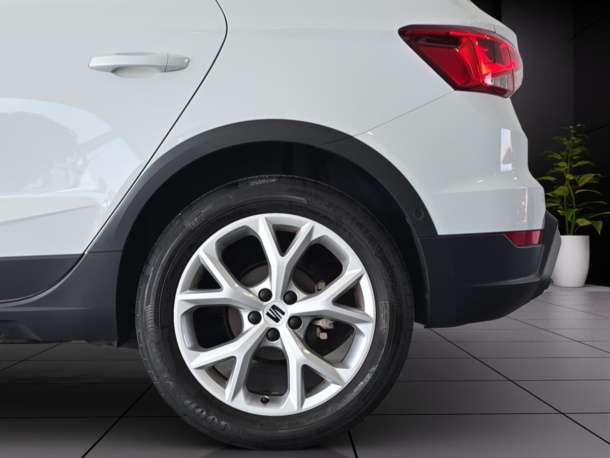 seat-arona-2024-gasolina-999cc