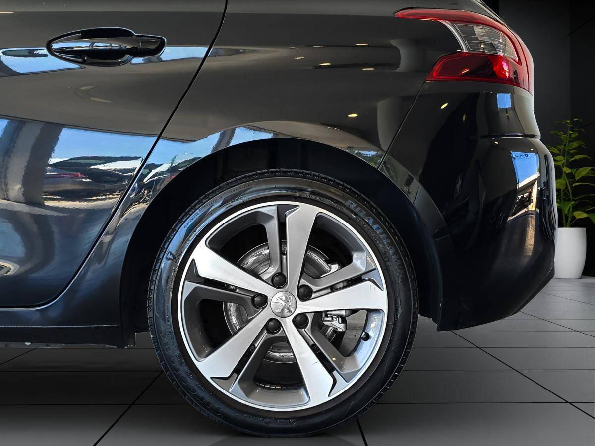 peugeot-308-2017-gasolina-1199cc