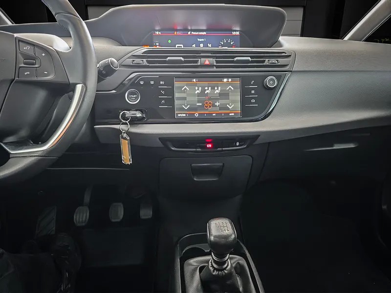 citroen-spacetourer-2022-diesel-1499cc