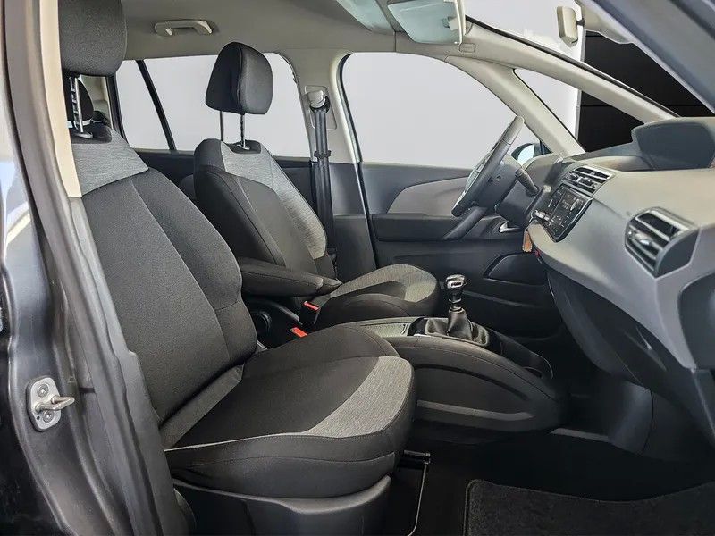 citroen-spacetourer-2022-diesel-1499cc