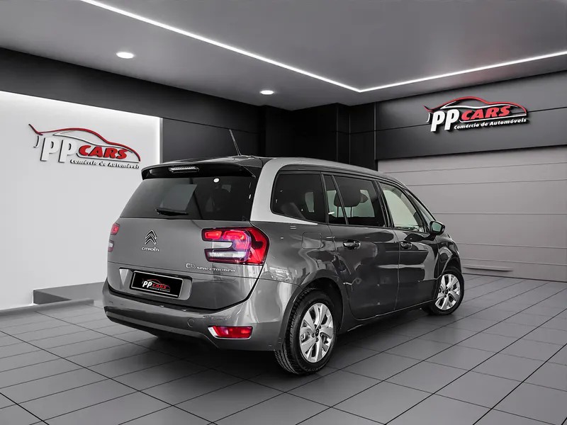 citroen-spacetourer-2022-diesel-1499cc