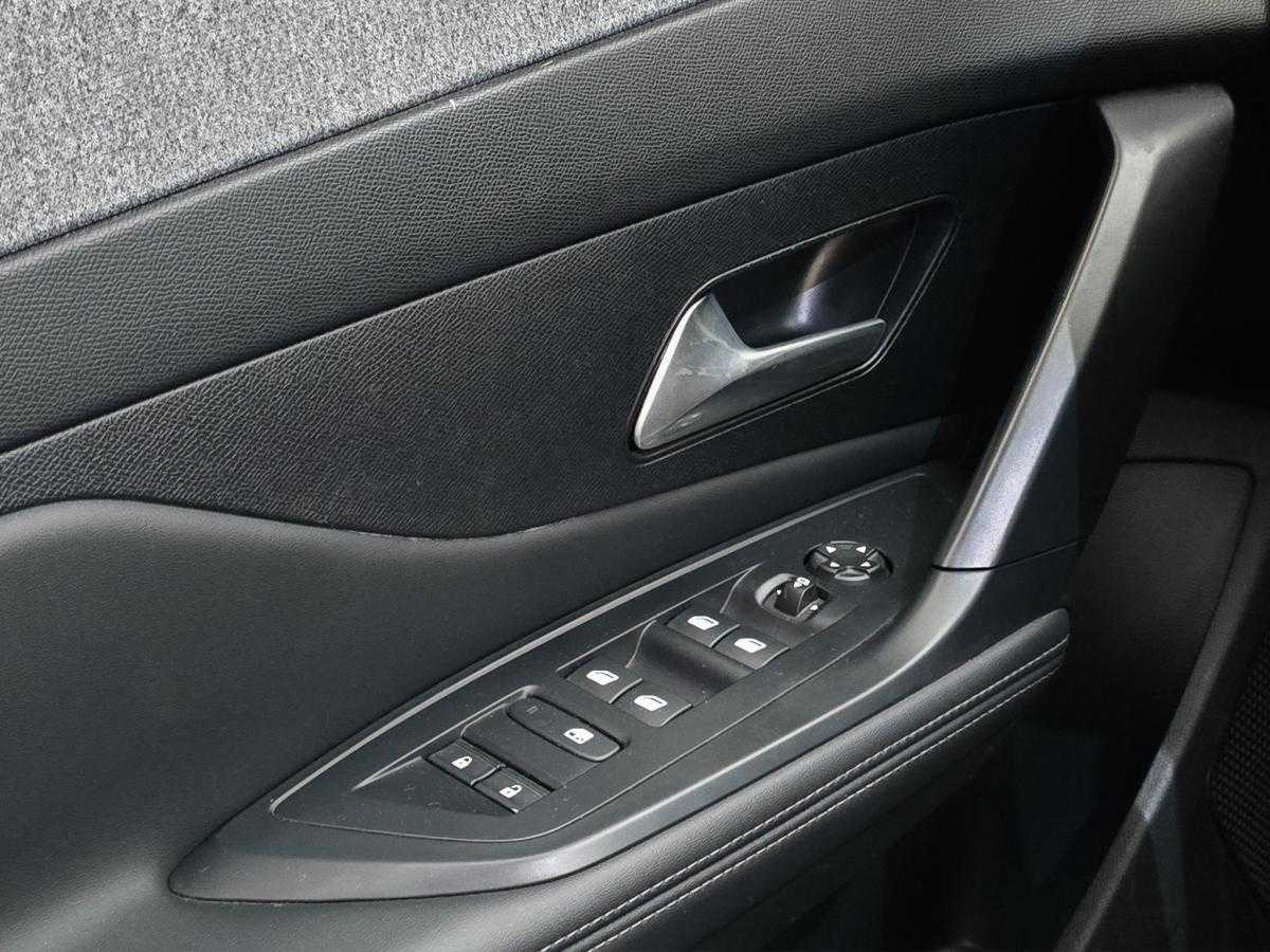 peugeot-308-sw-2022-gasolina-1199cc