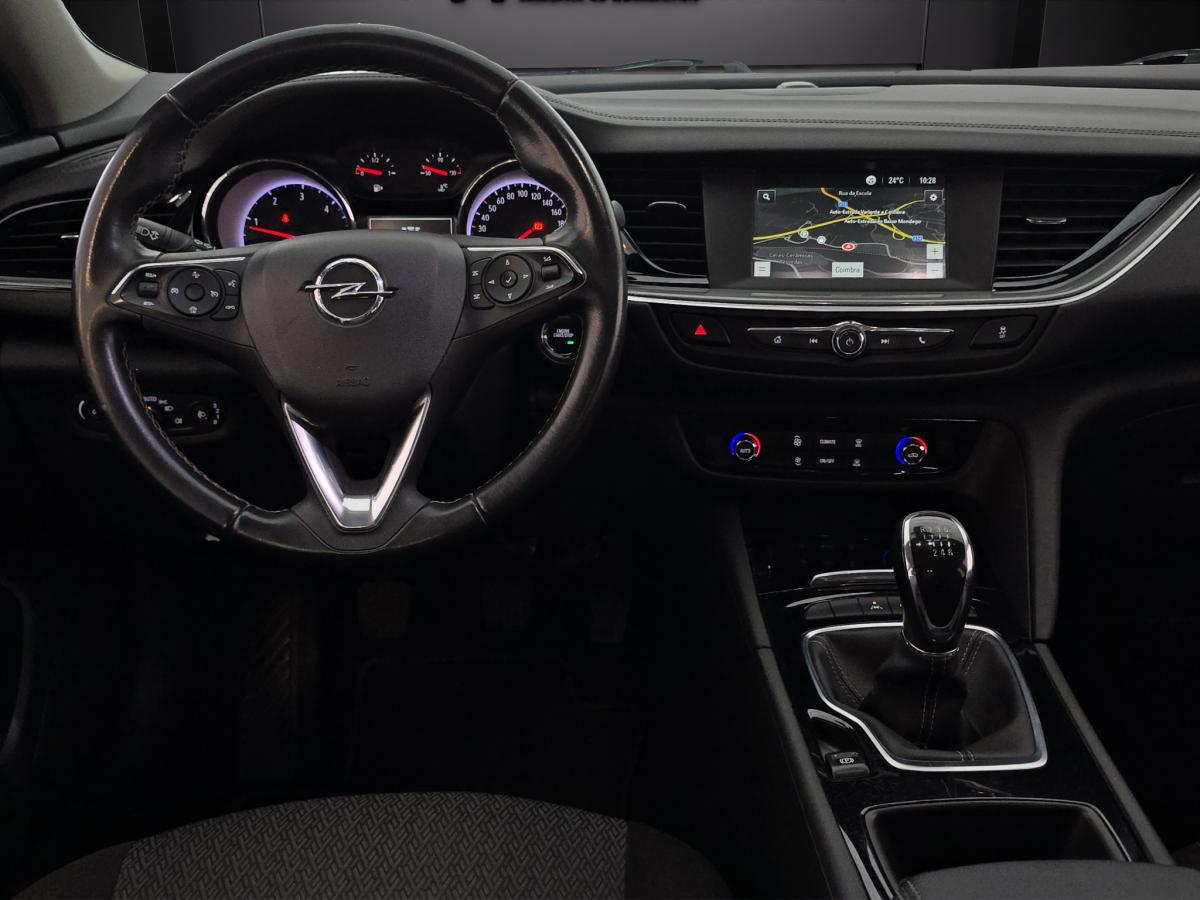 opel-insignia-sports-tourer-2019-diesel-1598cc