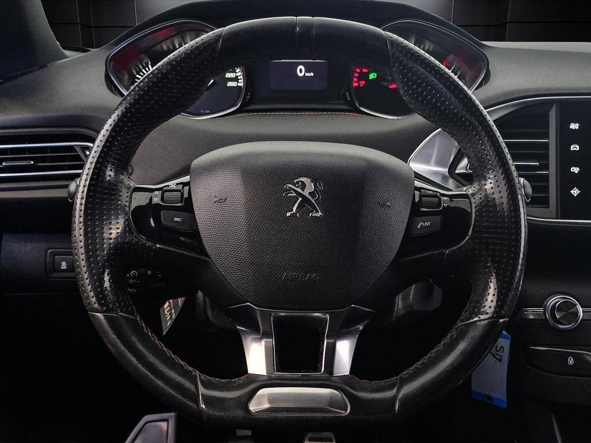 peugeot-308-2015-gasolina-1199cc