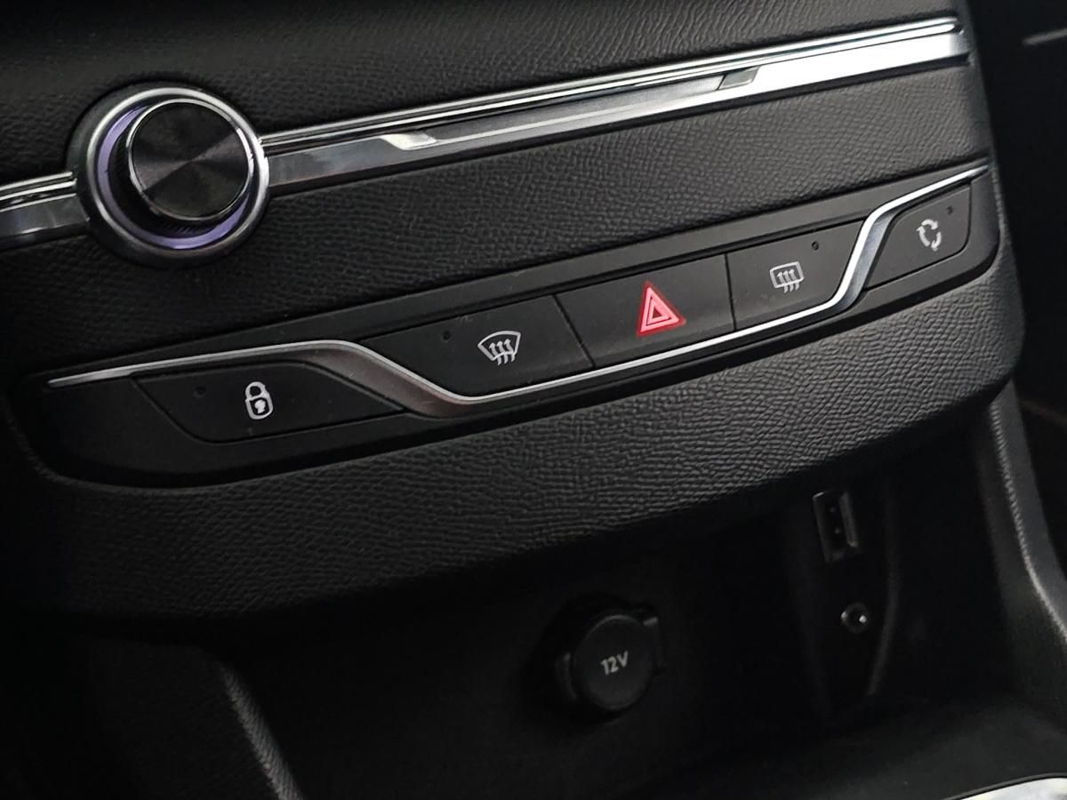 peugeot-308-2015-gasolina-1199cc