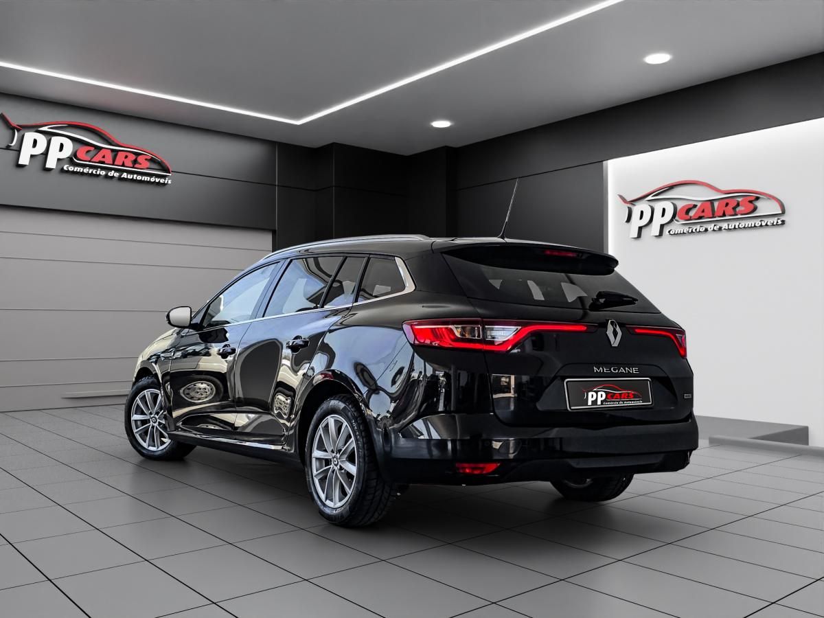 renault-megane-sport-tourer-2017-diesel-1461cc