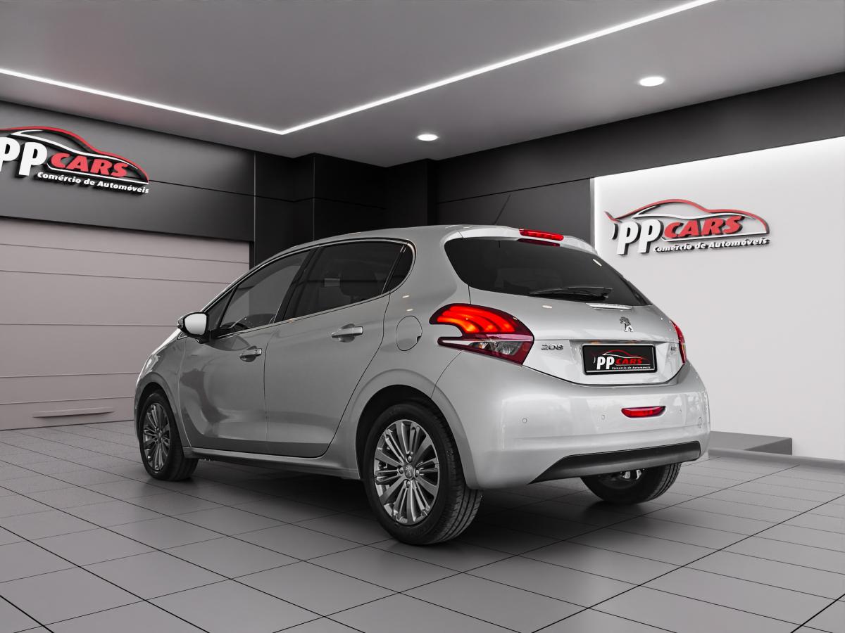 peugeot-208-2016-gasolina-1199cc