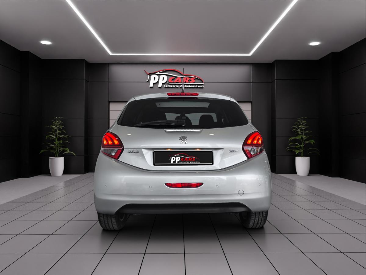 peugeot-208-2016-gasolina-1199cc